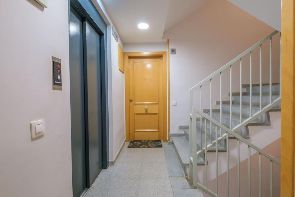 Apartamento En Complejo Residencial, Con Piscina. Салоу Екстер'єр фото
