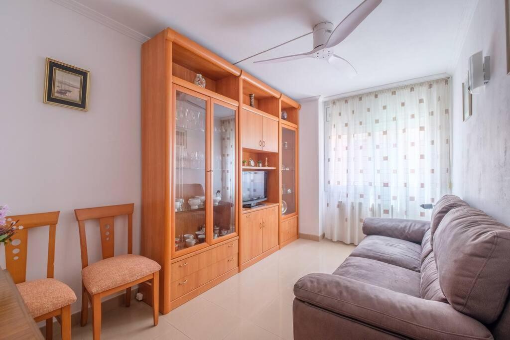 Apartamento En Complejo Residencial, Con Piscina. Салоу Екстер'єр фото